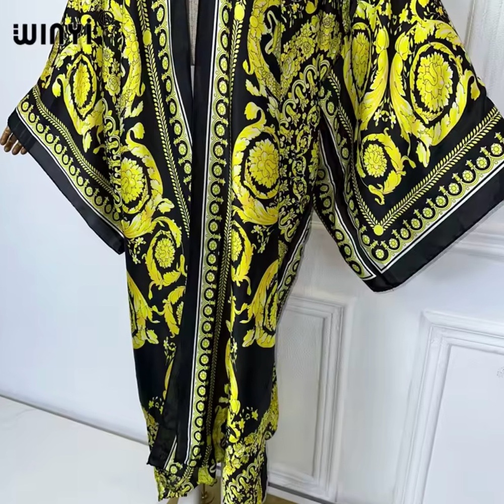 Black and Yellow/Green Kimono Robe - Picture 2 of 2